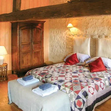 别墅 Beauville Sleeps 12 Pool Wifi Beauville (Lot-et-Garonne)